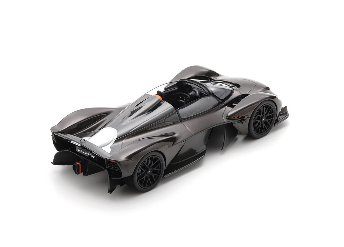 Aston Martin Valkyrie Spider 2024